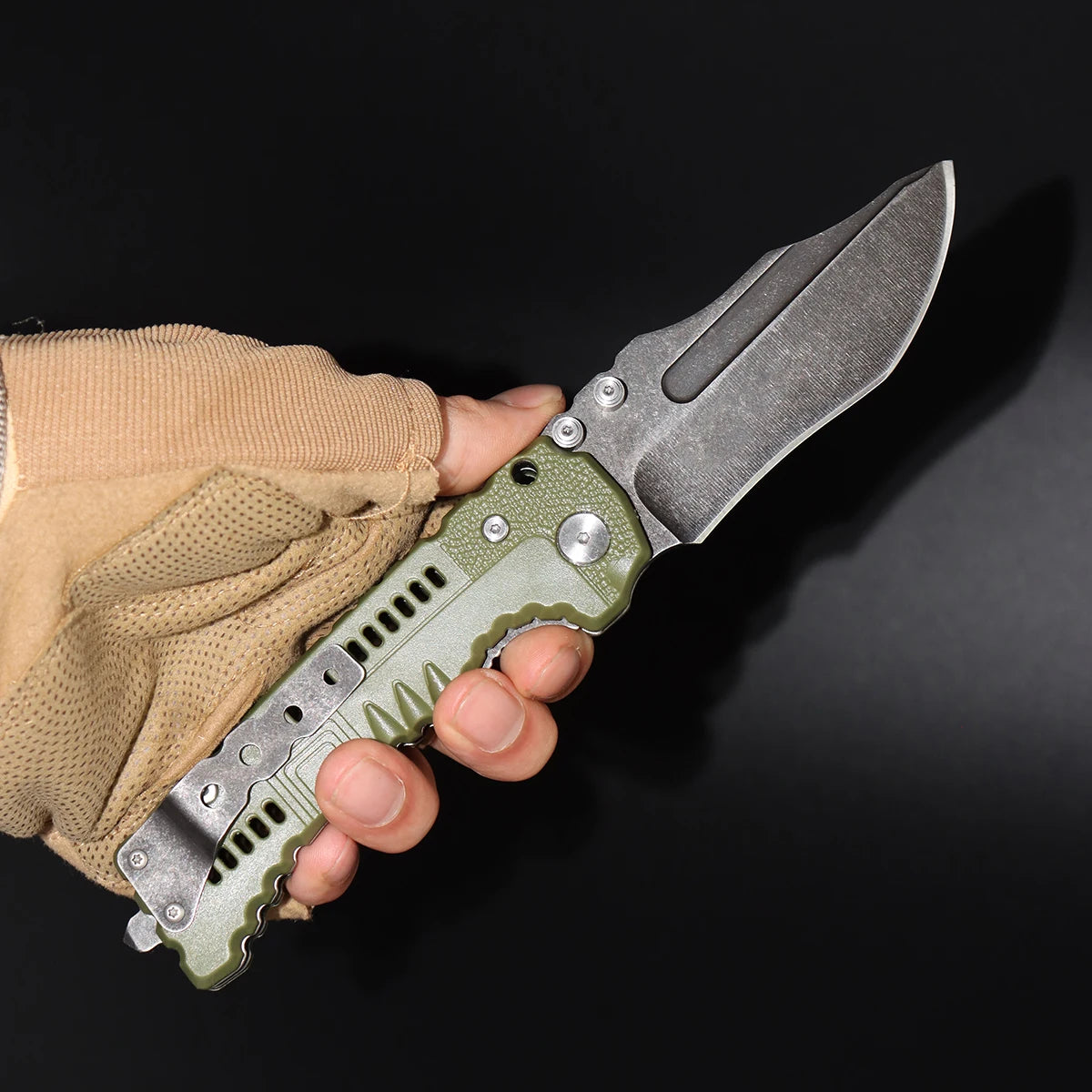 EDC folding knife